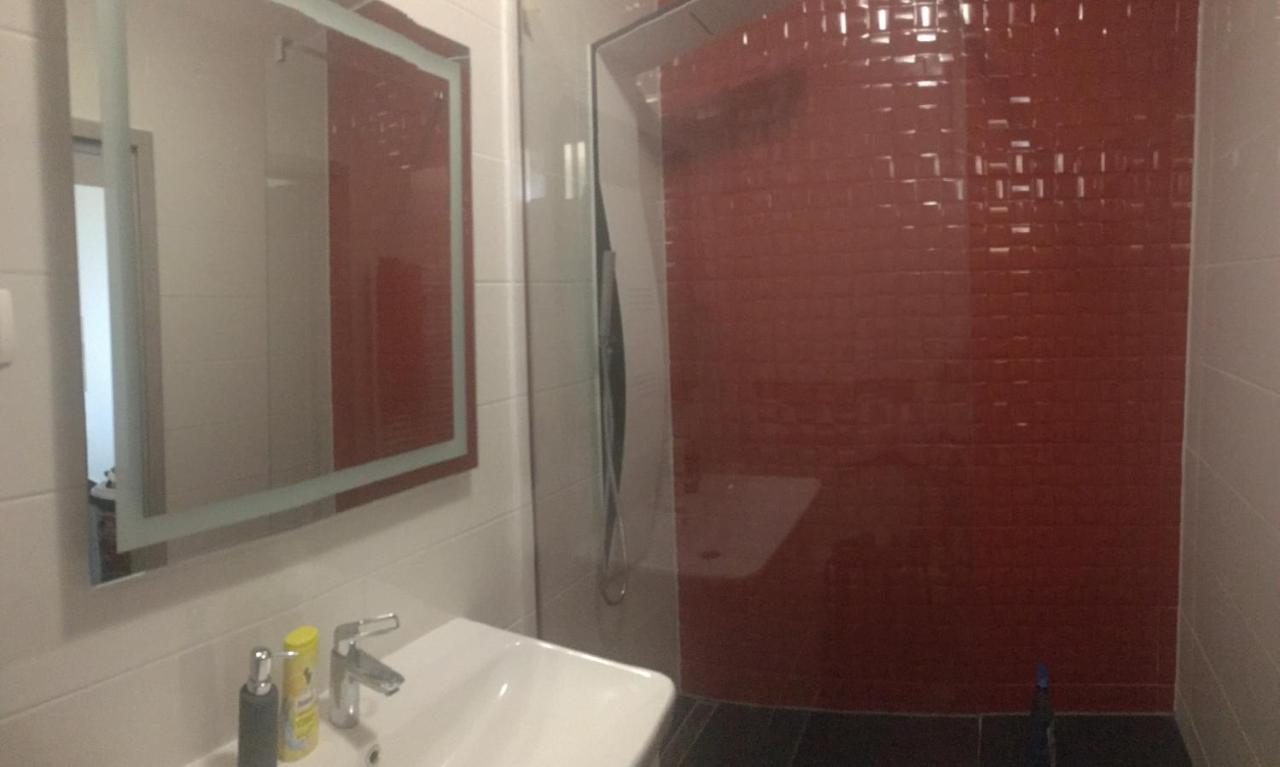 Buckingham Palace Apartman, เดเบรตเซน ภายนอก รูปภาพ